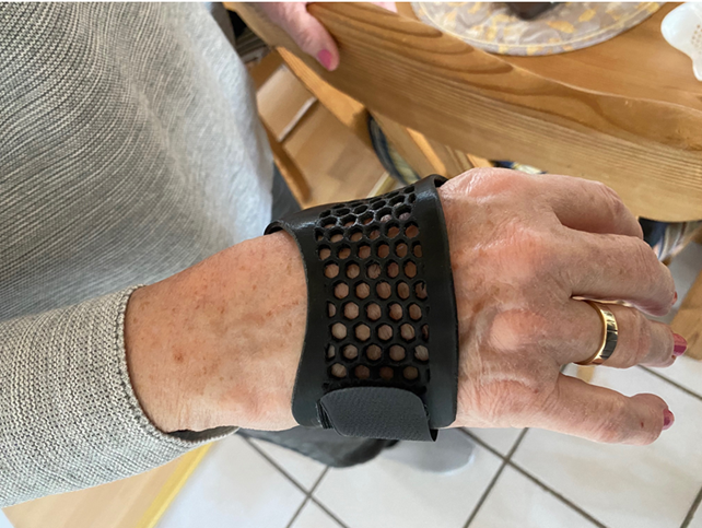 At kunne passe på uden selv at gå i stykker